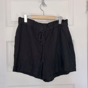 HOUSE OF HARLOW 1960  - short paperbag linen blend high waist black size large